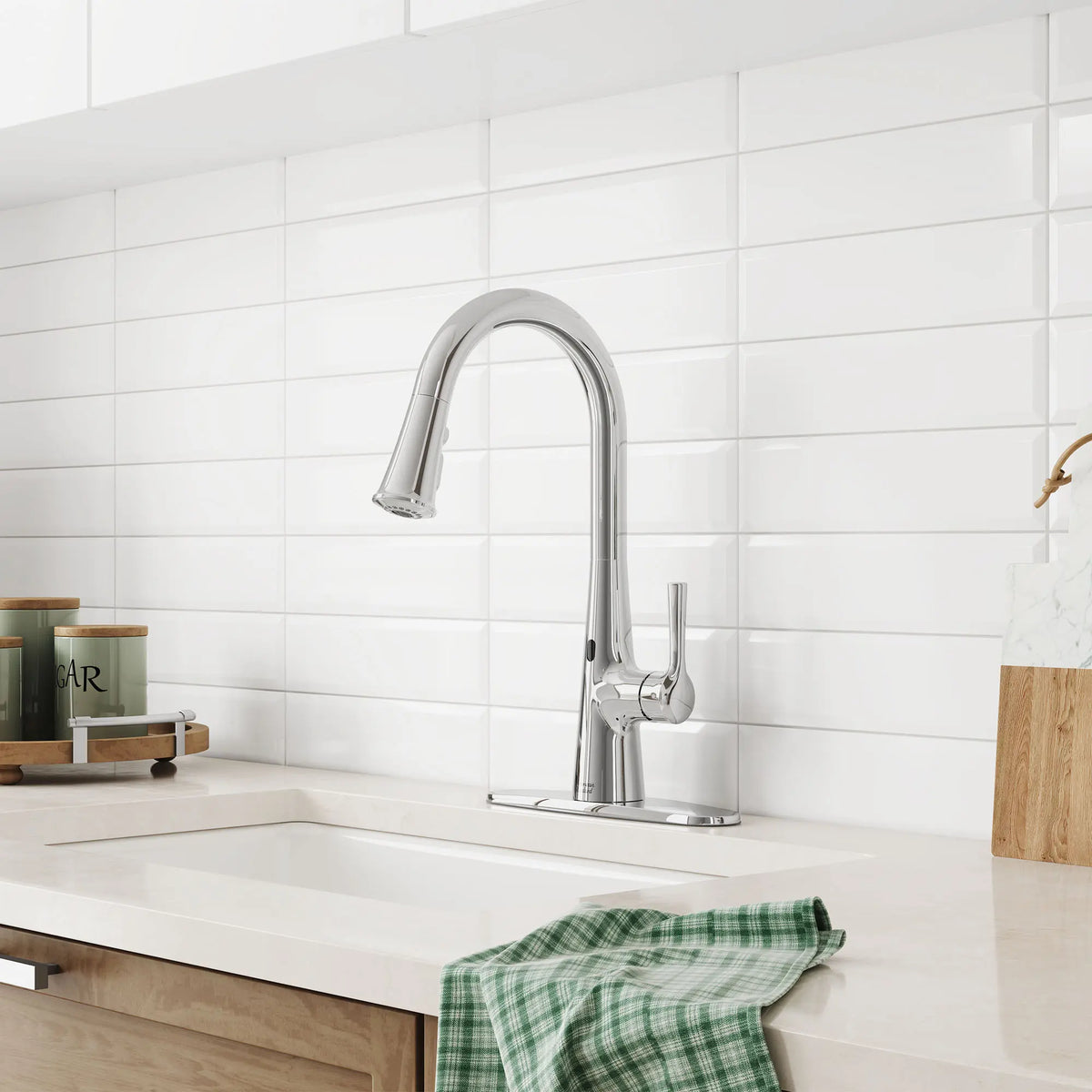 Southport Touchless Single-Handle Pull-Down Dual Spray Kitchen Faucet 1.8 GPM/6.8 L/min // POLISHED CHROME // 155144_Southport_Environment_7441381.002_77SB30190.308_0002_Jan2023_0_CDNwebp_6d00fca6-b50b-4556-adc4-8c4eae289924.webp