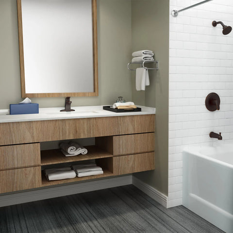 Colony® PRO 4-Inch Centerset Single-Handle Bathroom Faucet 1.2 gpm/4.5 Lpm Less Drain With Lever Handle