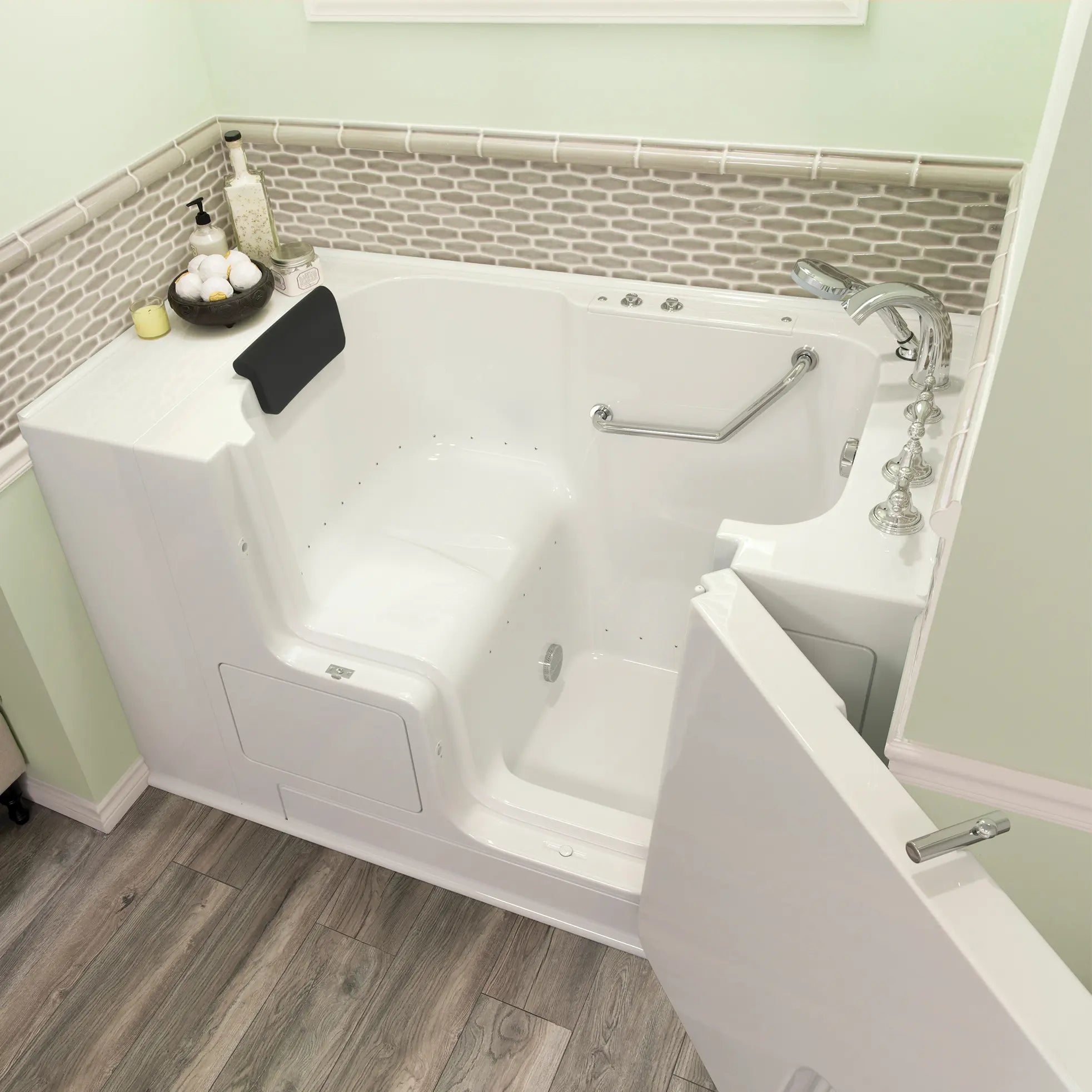 Gelcoat Premium Series 32 x 52 -Inch Walk-in Tub With Air Spa System - Right-Hand Drain With Faucet // WHITE // 167470_3252OD_109_ARW_SSOD5232_RAWH_2017_sq_0_CDNwebp.webp