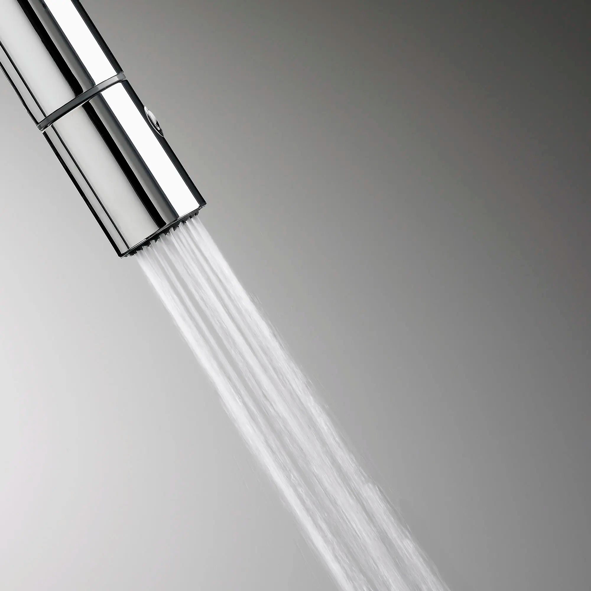 Pekoe® Single-Handle Pull-Down Dual Spray Kitchen Faucet 2.2 gpm/8.3 L/min // POLISHED CHROME // 168078_4332310_0_CDNwebp.webp