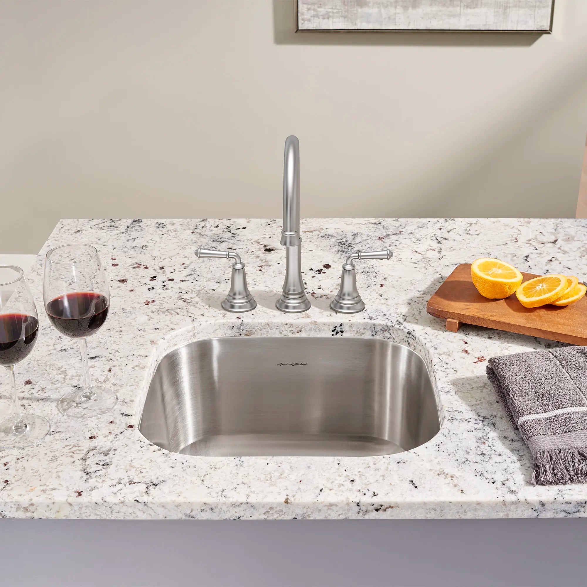 Portsmouth® 18 x 16-Inch Stainless Steel Undermount Single-Bowl Kitchen Sink // STAINLESS STEEL // 168099_B-18SB9181600S075_0_CDNwebp.webp