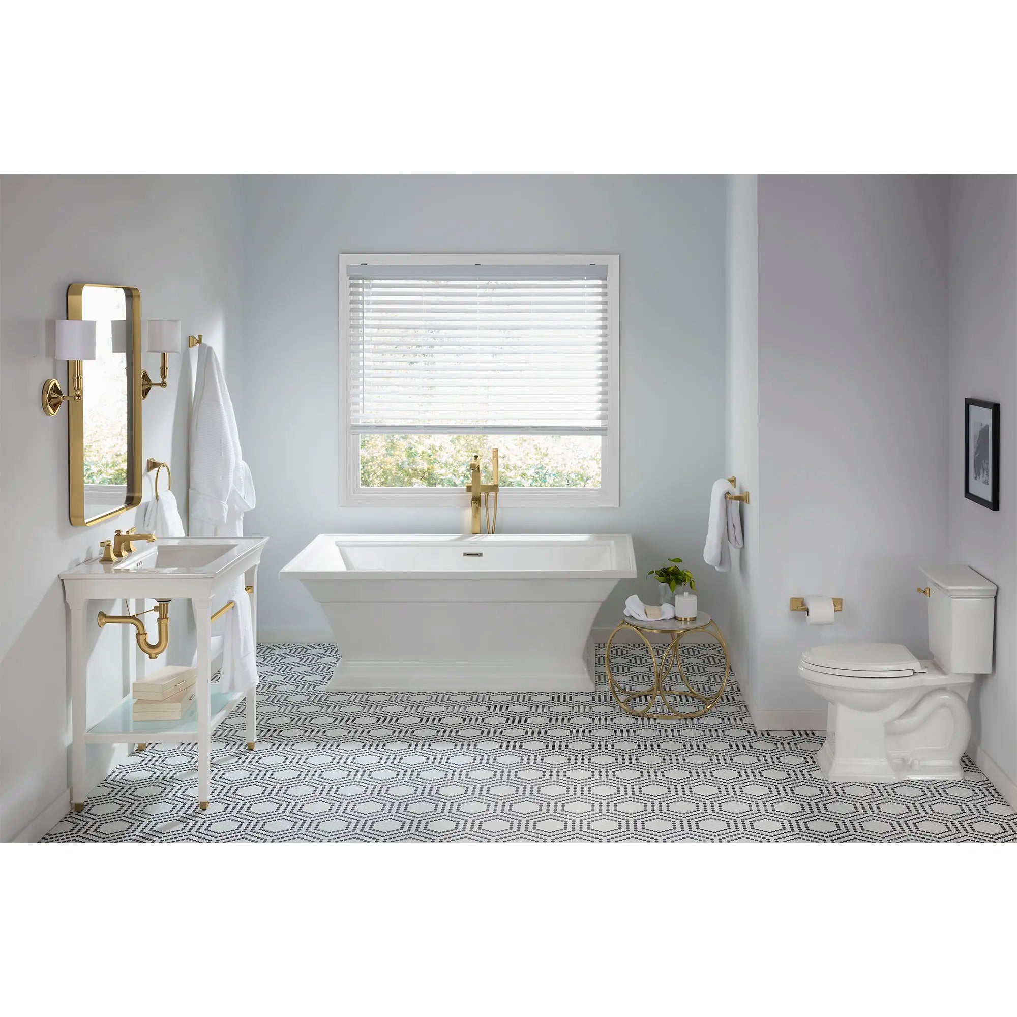 Town Square® S 68 x 36-Inch Freestanding Bathtub Center Drain With Integrated Overflow // WHITE // 168794_TownSquareS_Environment_7455801.GN0_T455951.GN0_2546004.020_9056030.002_0298008.020_2917228.020_0001_Apr2023_1_CDNwebp.webp