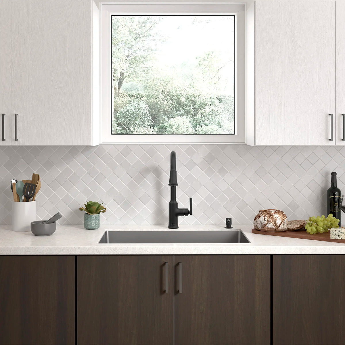 Raviv® Single-Handle Pull-Down Kitchen Faucet // MATTE BLACK // 168984_Raviv_Environment_7421300.243_0005_Apr2023_0_CDNwebp_5ce9d743-e65f-4763-92e5-92b507665d6d.webp