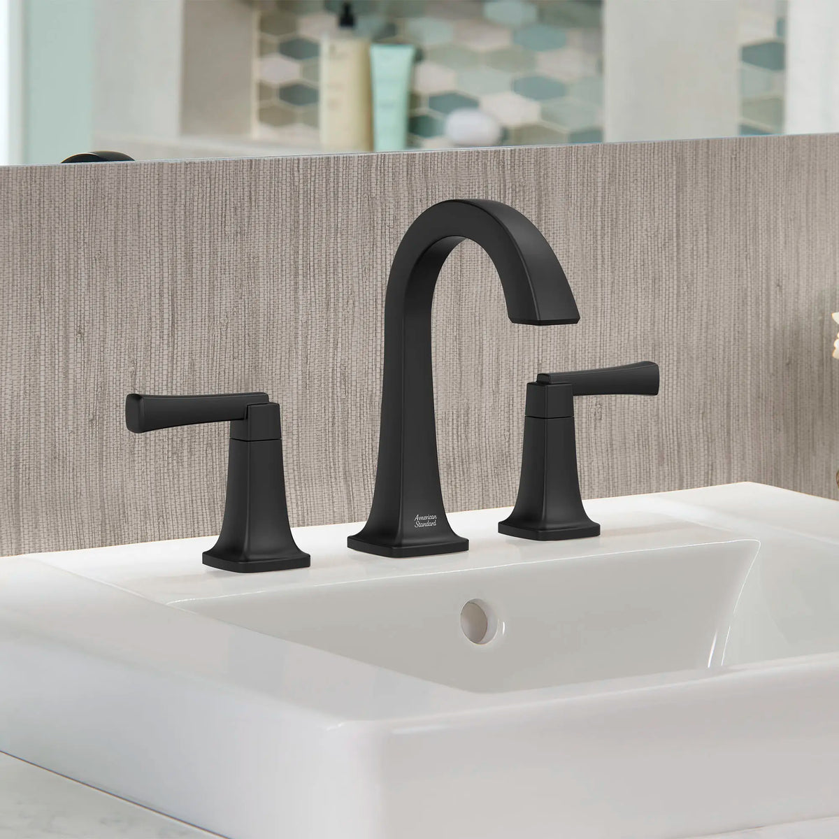 Townsend® 8-Inch Widespread 2-Handle Bathroom Faucet 1.2 gpm/4.5 L/min // MATTE BLACK // 169048_Townsend_EnvironmentCloseup_7353801.243_0001May2023_0_CDNwebp_39261764-7f05-4c23-9ed8-e9d532095e4a.webp
