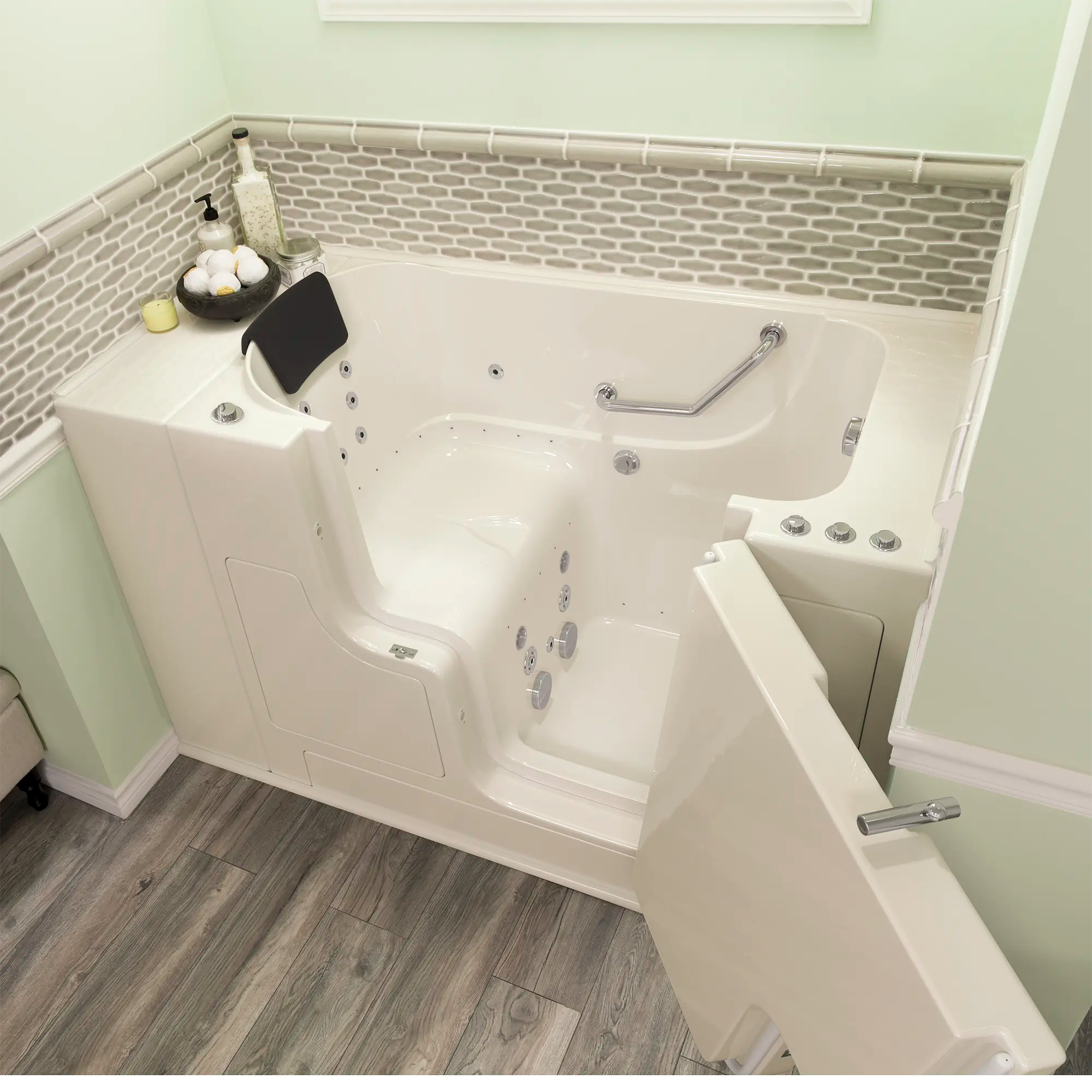 Gelcoat Premium Series 30 x 52 -Inch Walk-in Tub With Combination Air Spa and Whirlpool Systems - Right-Hand Drain // LINEN // 170422_3052OD_105_CRL_2017_sq_0_CDNwebp.webp
