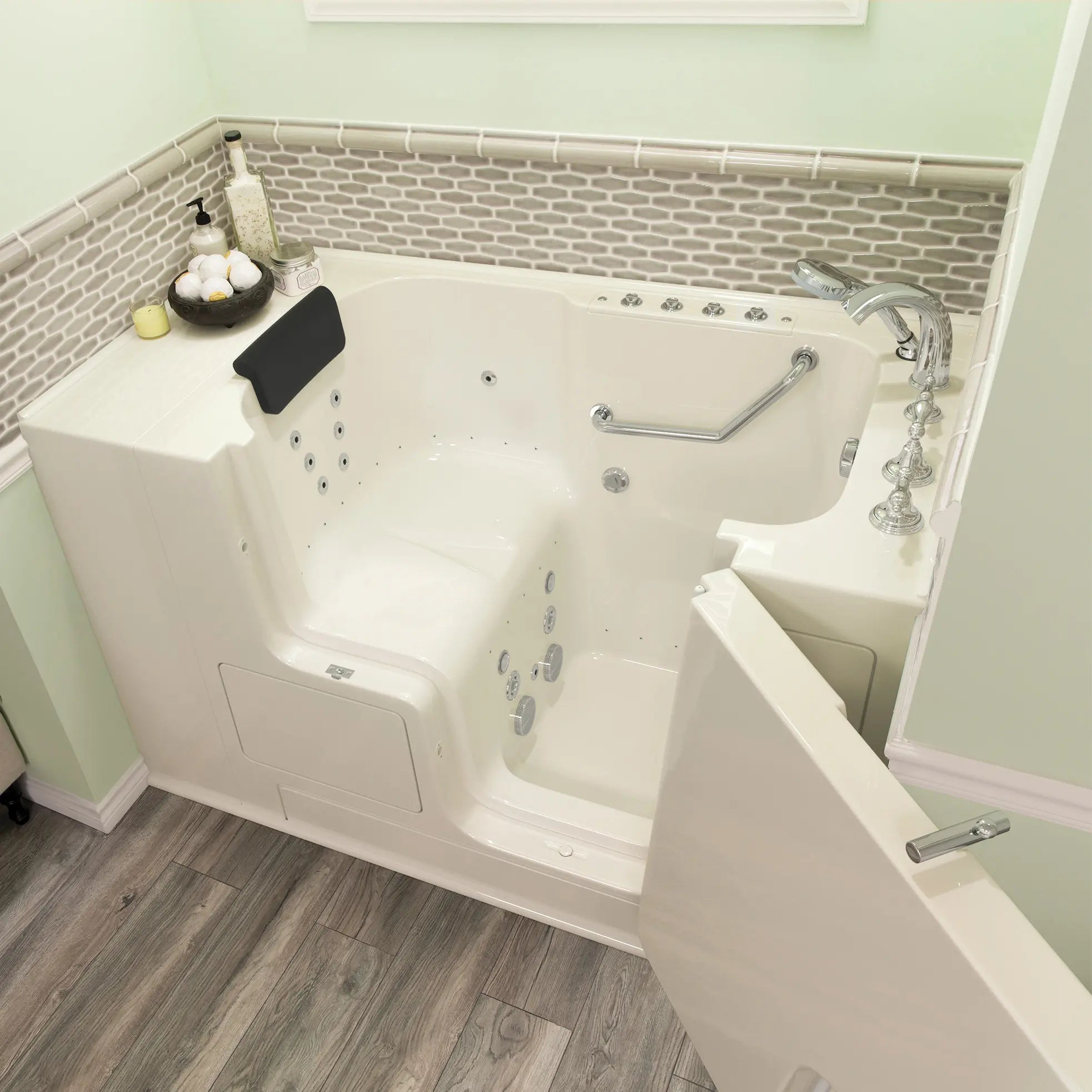 Gelcoat Premium Series 32 x 52 -Inch Walk-in Tub With Combination Air Spa and Whirlpool Systems - Right-Hand Drain With Faucet // LINEN // 171116_3252OD_109_CRL_SSOD5232_RDBC_2017_sq_0_CDNwebp.webp