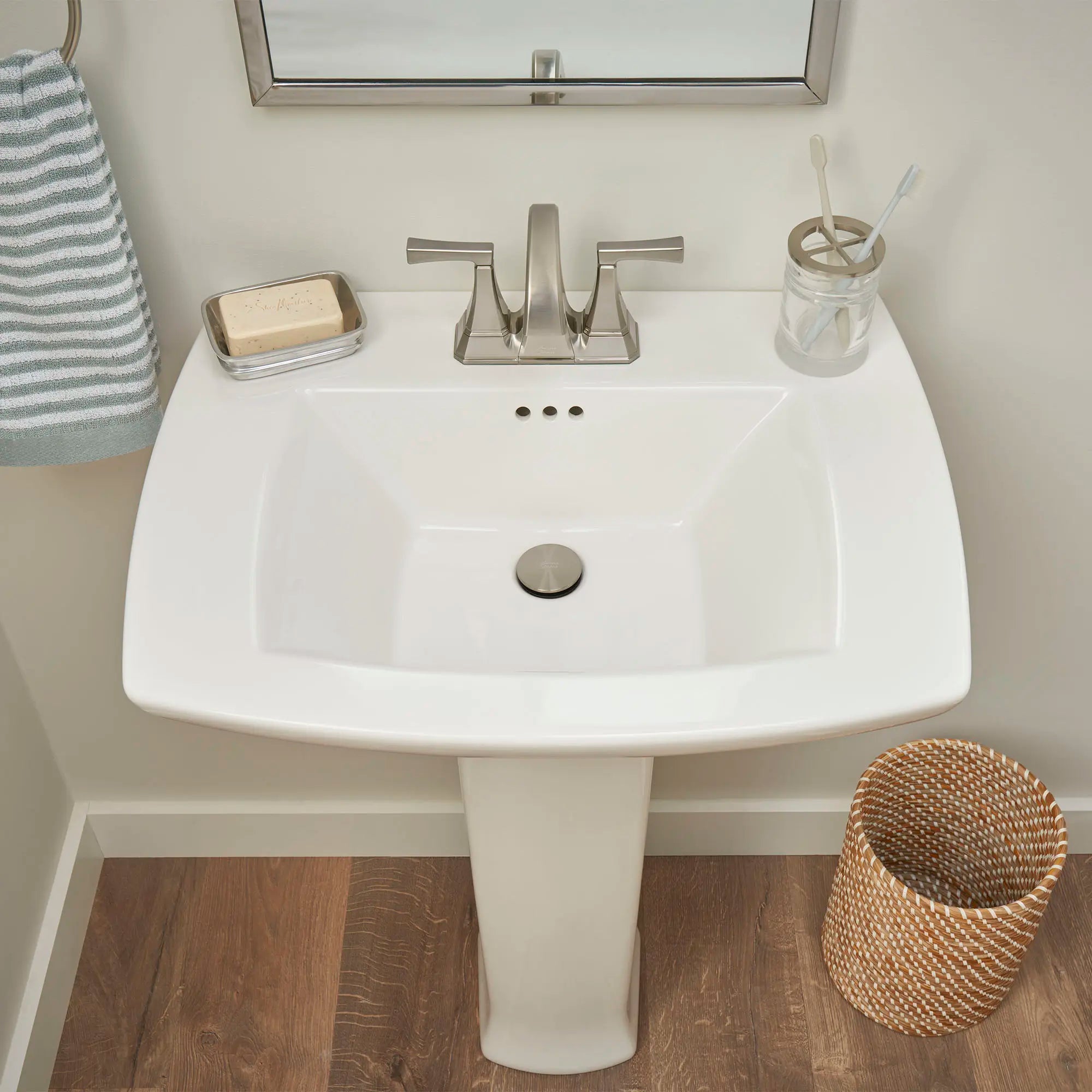 Crawford 4-Inch Centerset 2-Handle Bathroom Faucet 1.2 gpm/4.5 L/min With Lever Handles // BRUSHED NICKEL // 174072_B-7612207.295_0445004.020_1_0_CDNwebp_53c03c4a-6b9e-4d5d-b116-1a2b6c8eb68f.webp