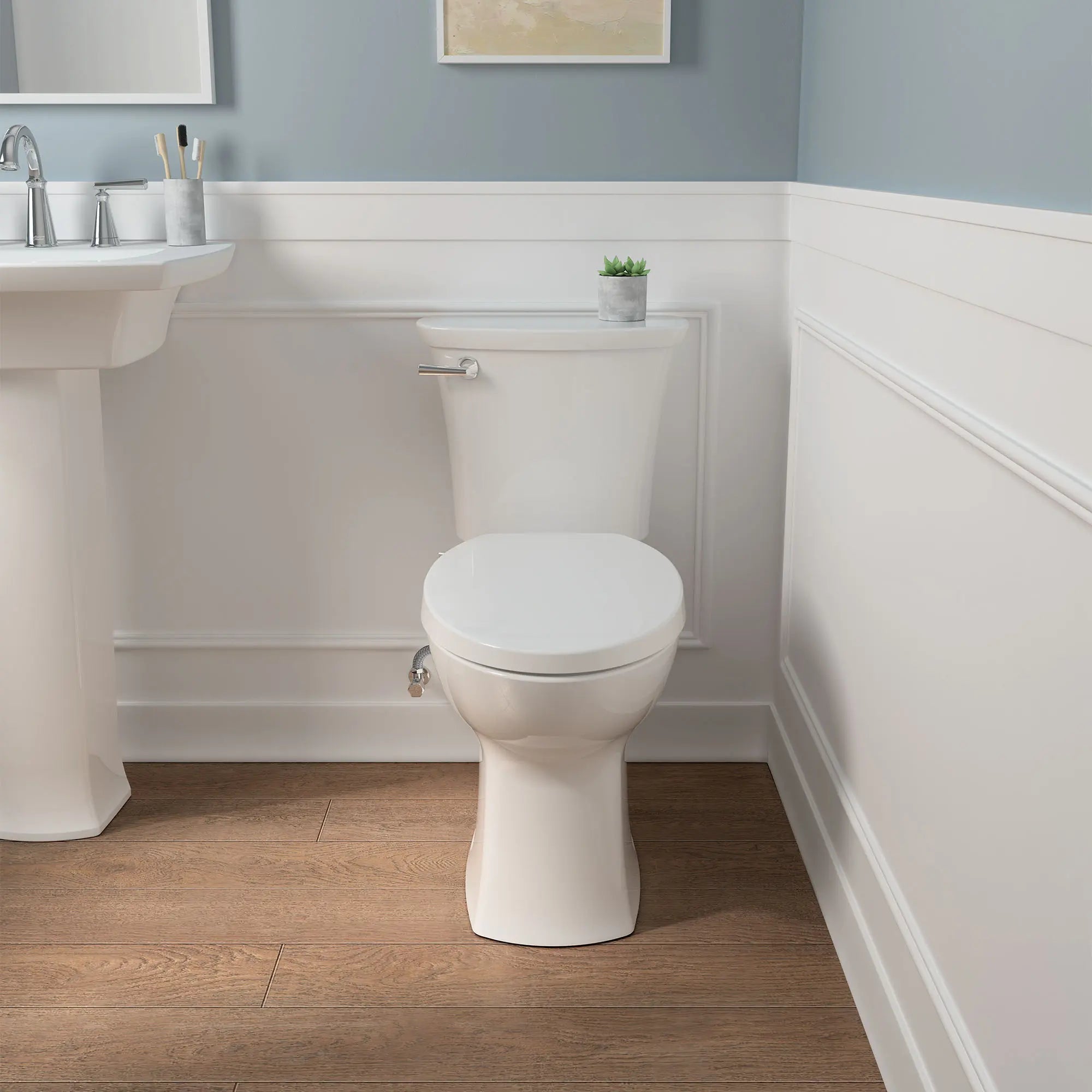 Edgemere Elongated Toilet with Aquawash 1.0 Bidet Seat Combo // WHITE // 174457_B-765AA701020_1_0_CDNwebp_3ccd2d74-ee48-4d24-ac69-beb8a9d7f63d.webp