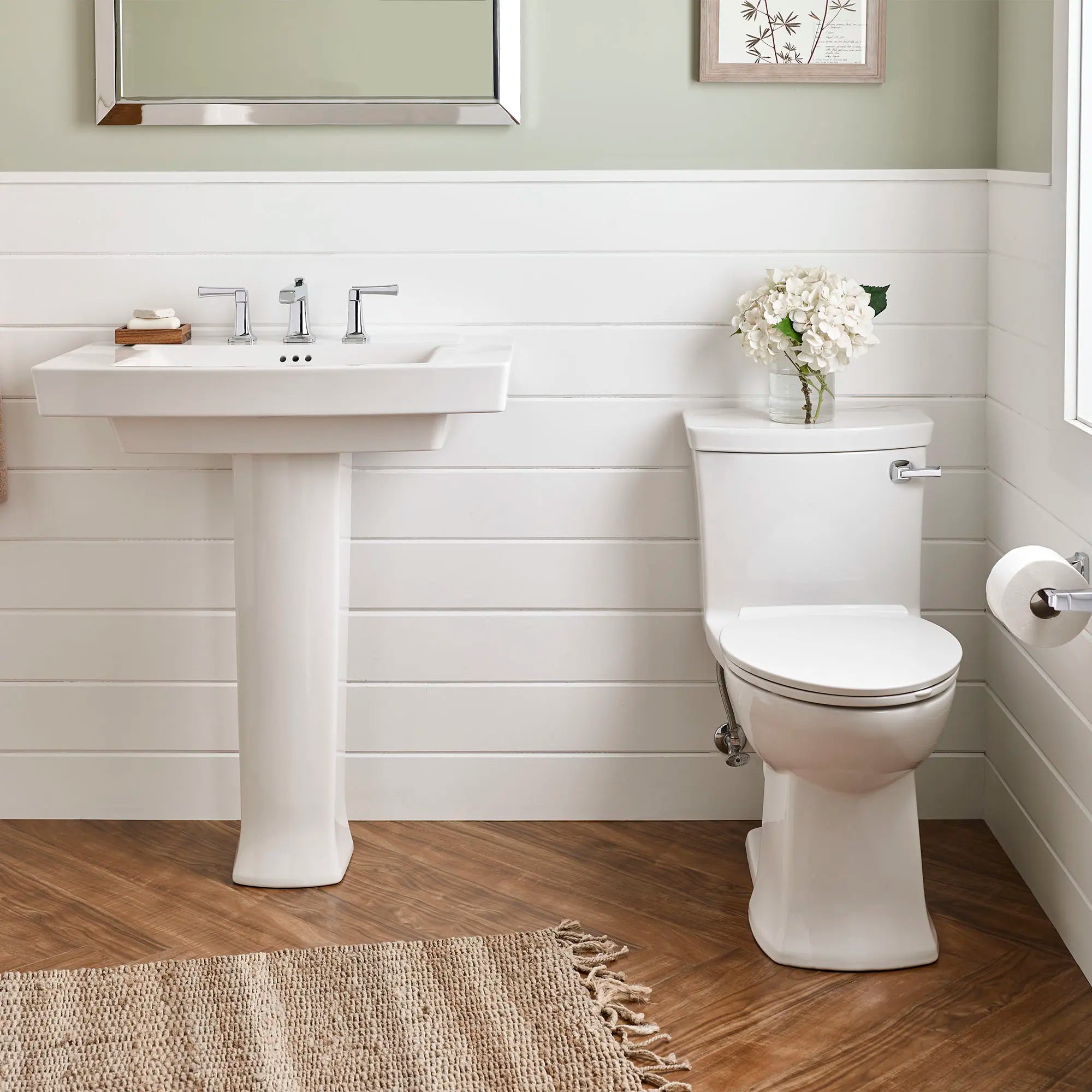 Townsend® VorMax® One-Piece 1.28 gpf/4.8 Lpf Chair Height Right-Hand Trip Lever Elongated Toilet With Seat // RIGHT / WHITE // 174491_B-2922A105020_0_CDNwebp.webp