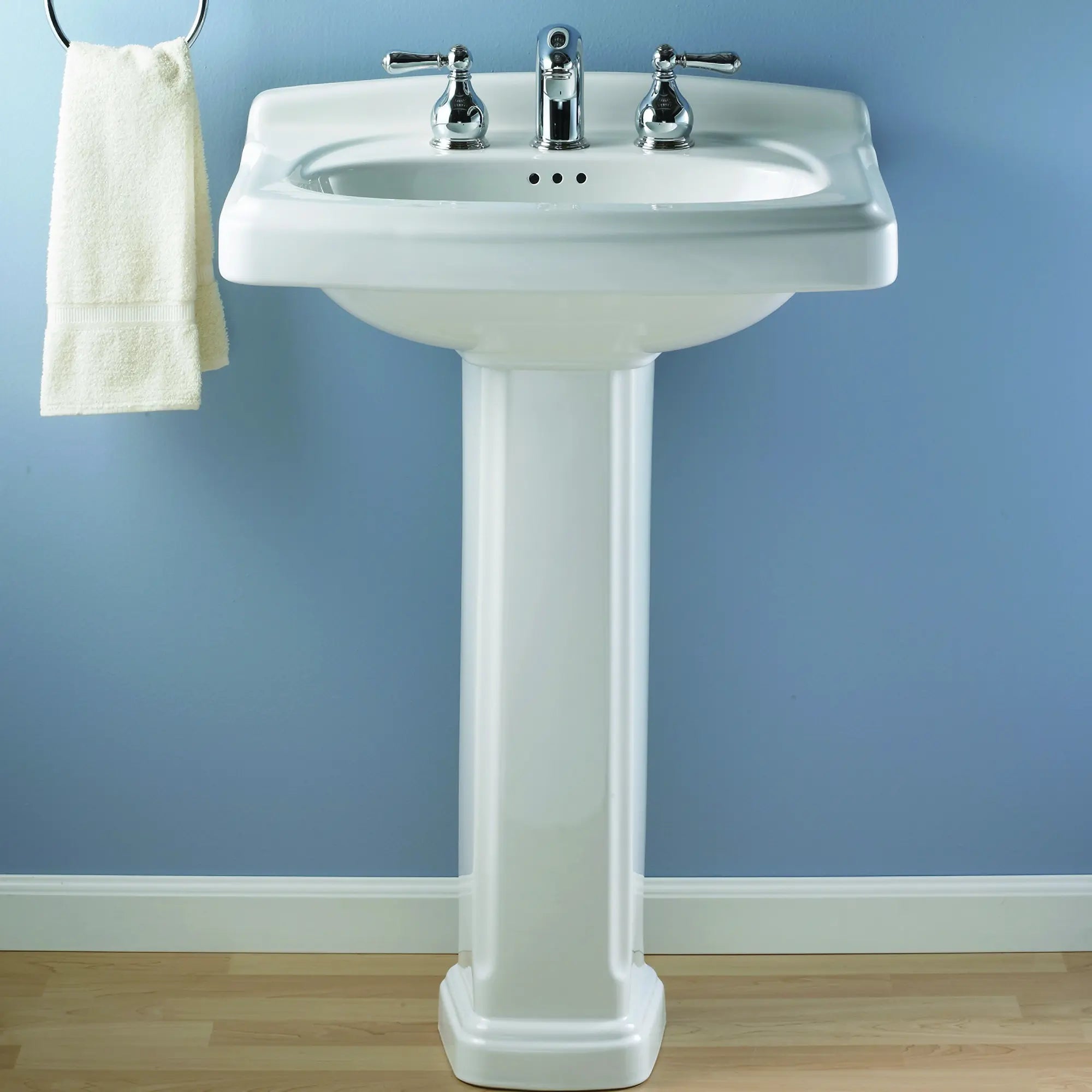 Portsmouth® 8-Inch Widespread Pedestal Sink Top and Leg Combination // WHITE // 175210_B-0555801020_02_0_CDNwebp.webp