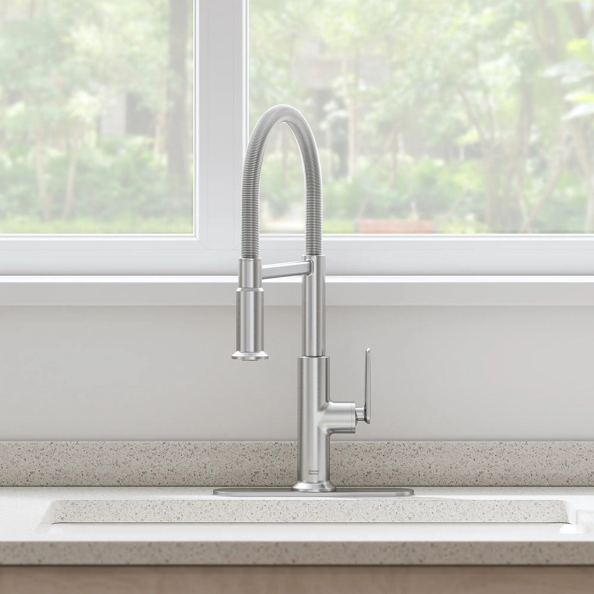 Sonner Single-Handle Semi-Pro 3-Function Kitchen Faucet 1.8 gpm/6.8 L/min with Deck Plate // STAINLESS STEEL // 262433_Sonner_EnvironmentCloseUp_1176960750_0001_FEBRUARY2025_0_CDNwebp_c45fd469-ba7d-4895-8550-8e65c67b8043.webp