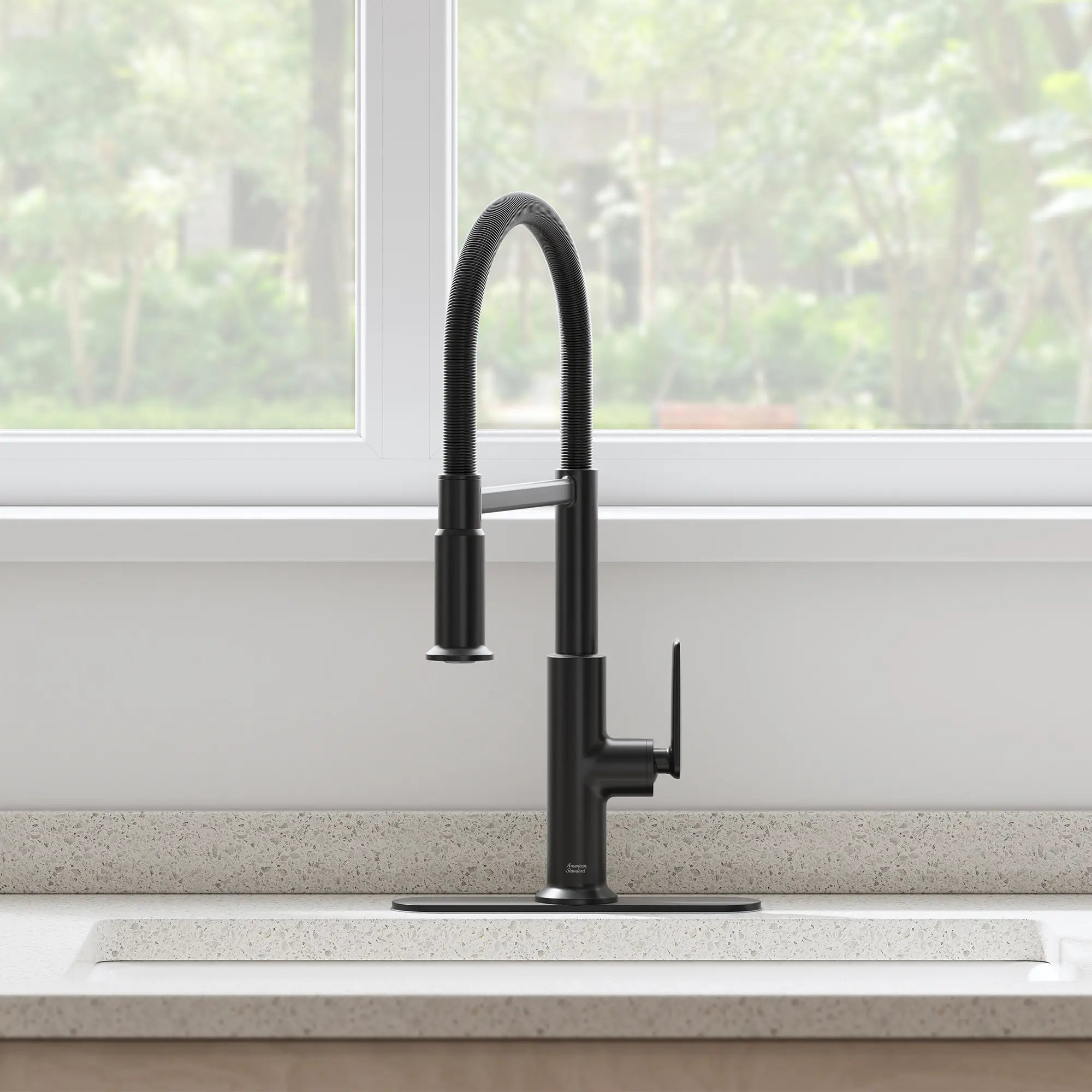Sonner Single-Handle Semi-Pro 3-Function Kitchen Faucet 1.8 gpm/6.8 L/min with Deck Plate // MATTE BLACK // 262437_Sonner_EnvironmentCloseUp_1176962430_0001_FEBRUARY2025_0_CDNwebp_27e0a8d5-1596-43d8-9a9e-9ac32ec4be7f.webp
