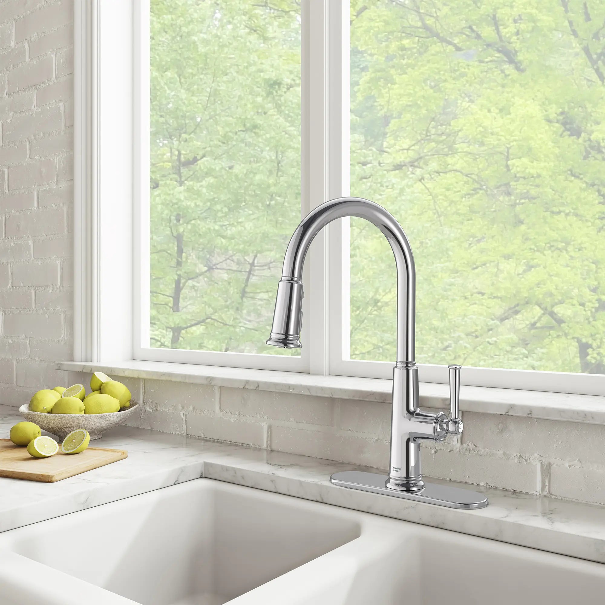 Highgrove Single-Handle Pull-Down 3-Function Kitchen Faucet 1.8 gpm/6.8 L/min with Deck Plate // POLISHED CHROME // 262445_Highgrove_EnvironmentCloseUp_1176340000_0001_APRIL2025_0_CDNwebp_8bf48e52-c29f-42f5-ac34-97a539b27228.webp