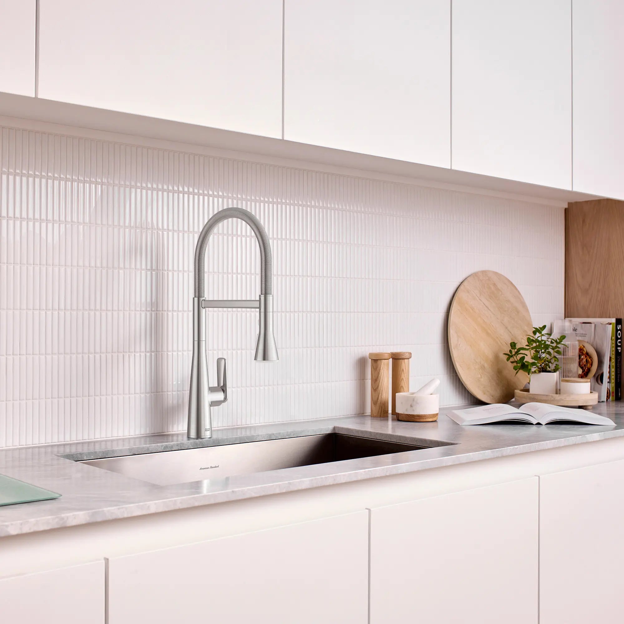 Aspirations Semi-Pro Kitchen Faucet // STAINLESS STEEL // 263033_Aspirations_EnvironmentCloseUp_104882DC00_0001_May2025_0_CDNwebp_38815999-8b52-4d90-99f9-1e9fa900b835.webp