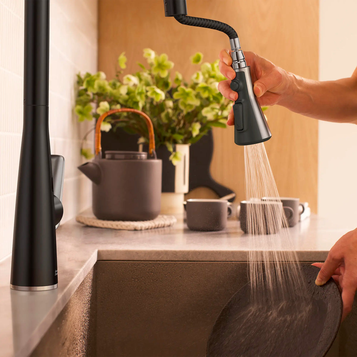 Aspirations Touchless Pull-Down Kitchen Faucet // MATTE BLACK/STAINLESS STEEL // 263742_Aspirations_EnvironmentCloseUp_1048804230_0003_MAY2025_0_CDNwebp_1e1d5d12-142c-4cb3-8c2e-40a4a33a5e9d.webp