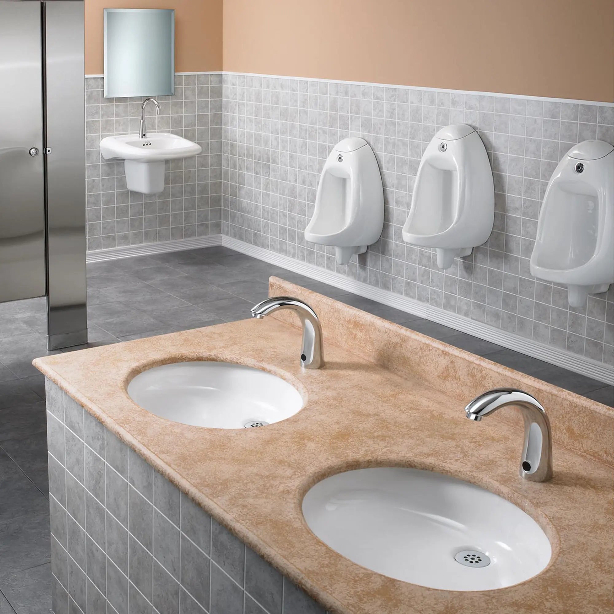 Selectronic® Cast Touchless Faucet, PWRX® 10-Year Battery, 0.5 gpm/1.9 Lpm // POLISHED CHROME // 32759_B-6053105002_0_CDNwebp.webp