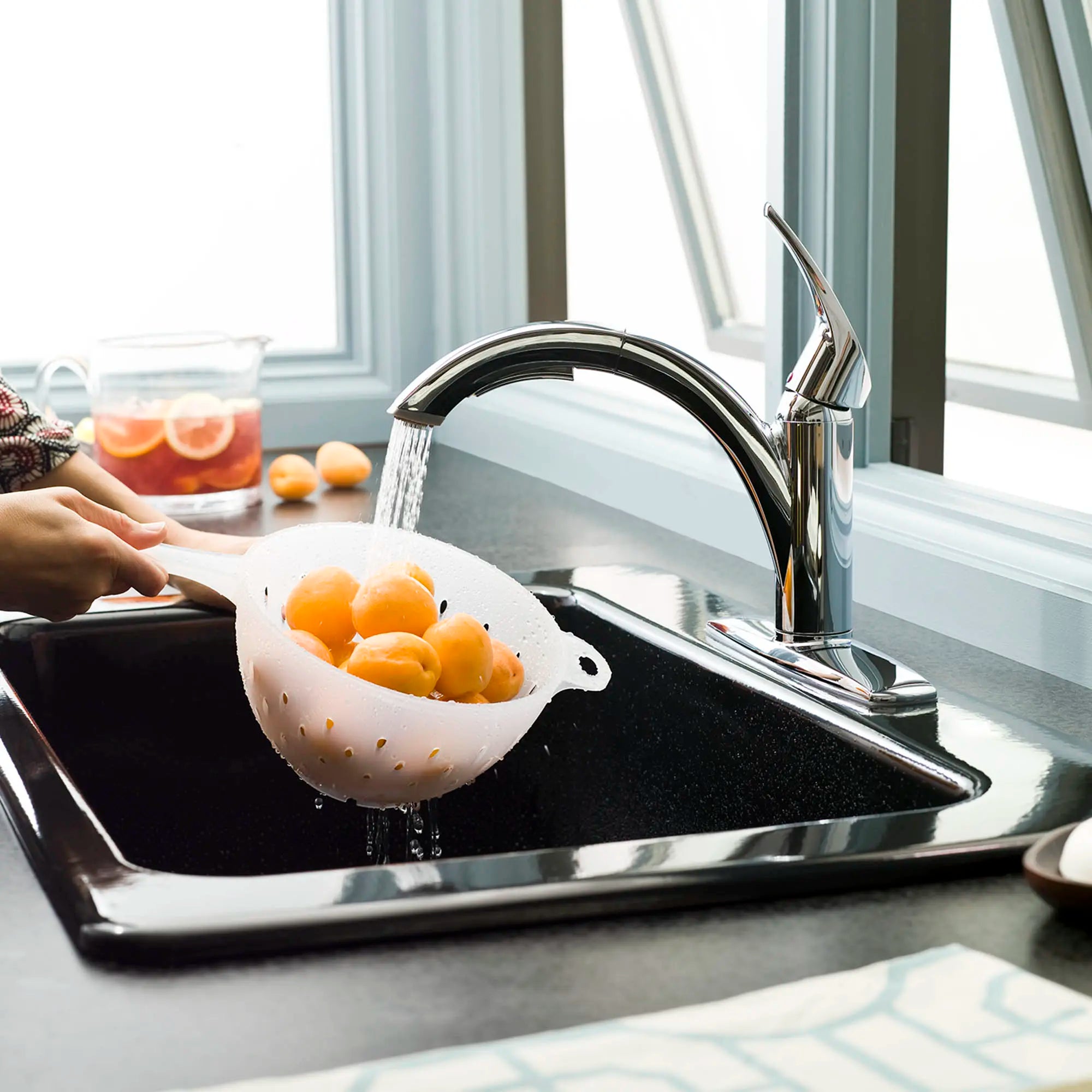 Arch Single Handle Pull Out Kitchen Faucet // POLISHED CHROME // 32883_l_4101100002_3_0_CDNwebp.webp