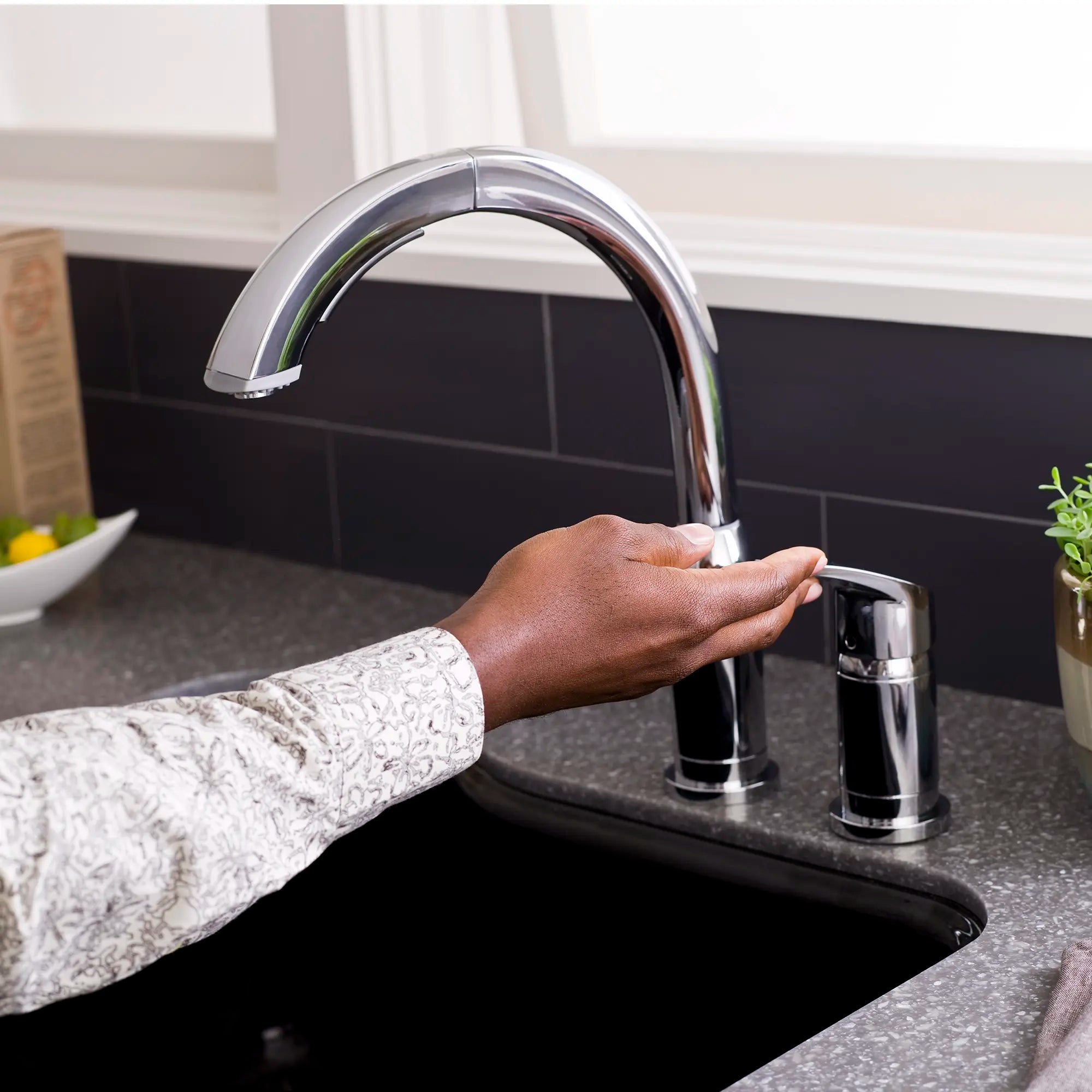 Arch Single Handle Pull Out High-Arc Kitchen Faucet // POLISHED CHROME // 32906_l_4101350002_13_0_CDNwebp.webp