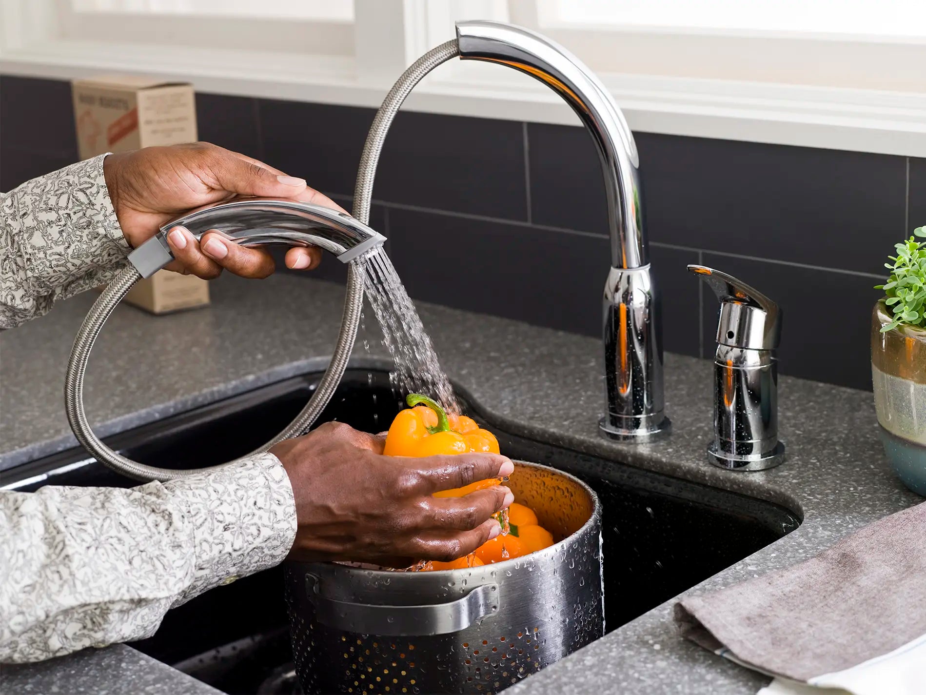 Arch Single Handle Pull Out High-Arc Kitchen Faucet // POLISHED CHROME // 32922_l_4101350002_8_0_CDNwebp.webp