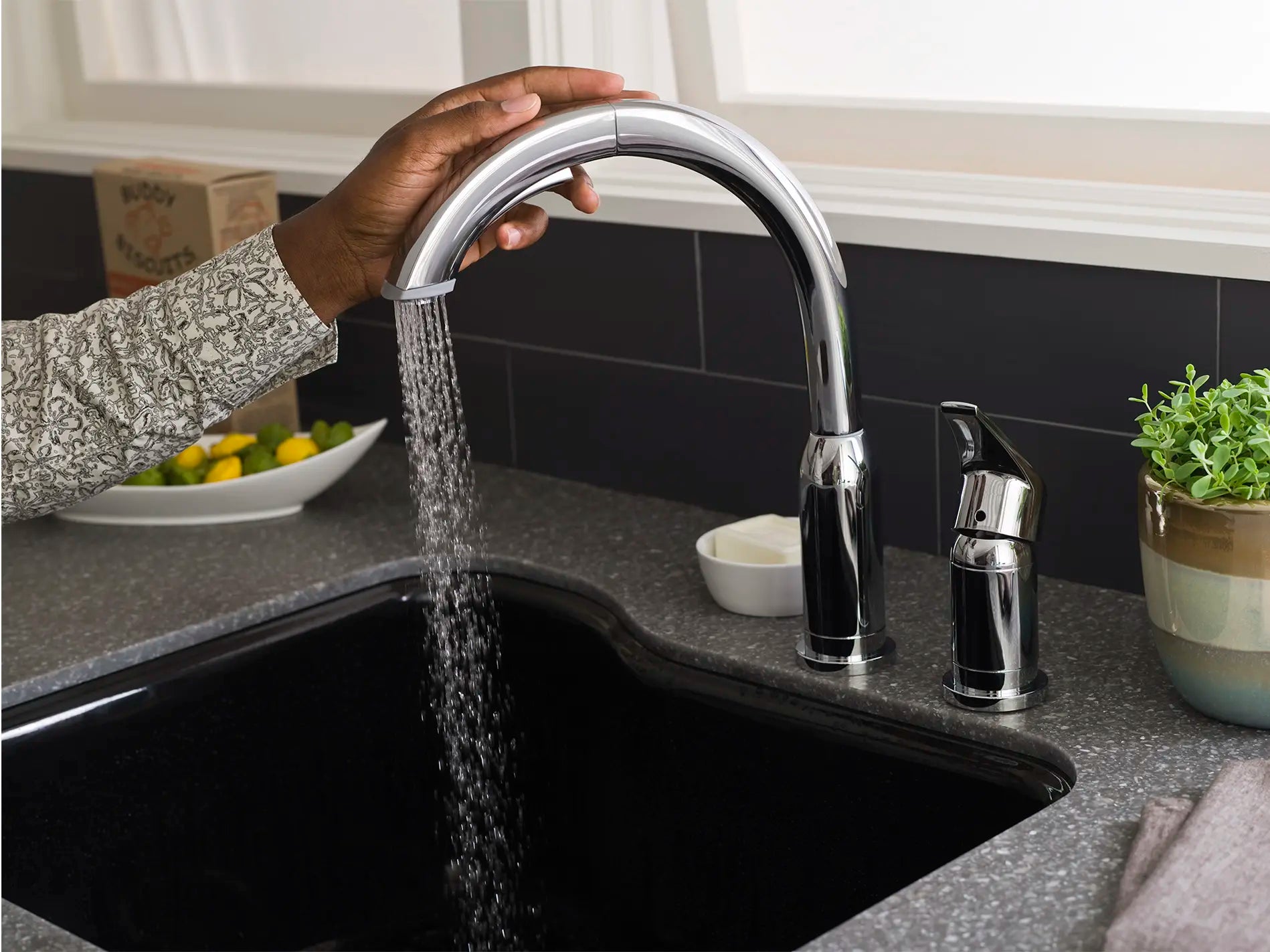 Arch Single Handle Pull Out High-Arc Kitchen Faucet // POLISHED CHROME // 32923_l_4101350002_9_0_CDNwebp.webp