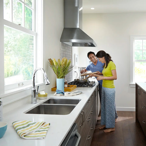 Portsmouth® Single-Handle Pull-Down Dual-Spray Kitchen Faucet 1.8 gpm/6.8 L/min