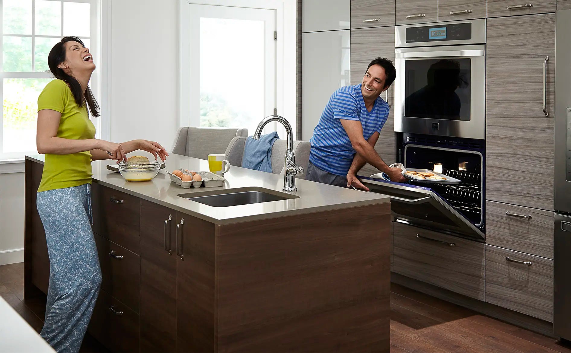 Portsmouth® Single-Handle Pull-Down Bar Faucet 2.2 gpm/8.3 L/min // POLISHED CHROME // 32941_L_4285410002_0_CDNwebp.webp