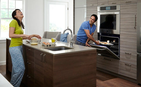 Portsmouth® Single-Handle Pull-Down Bar Faucet 2.2 gpm/8.3 L/min