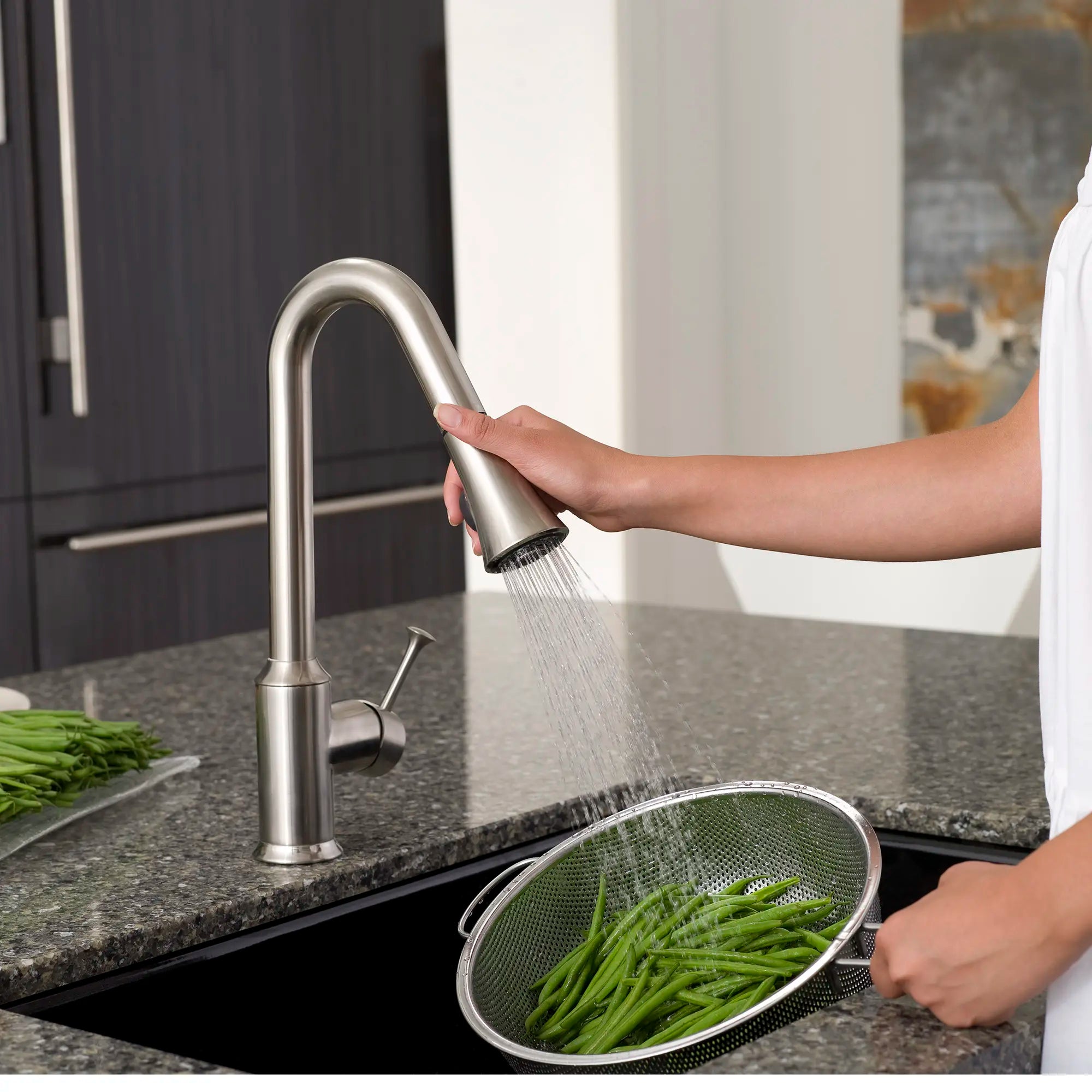 Pekoe® Single-Handle Pull-Down Dual-Spray Kitchen Faucet 2.2 gpm/8.3 L/min // STAINLESS STEEL // 32946_l_4332300075_2_0_CDNwebp.webp