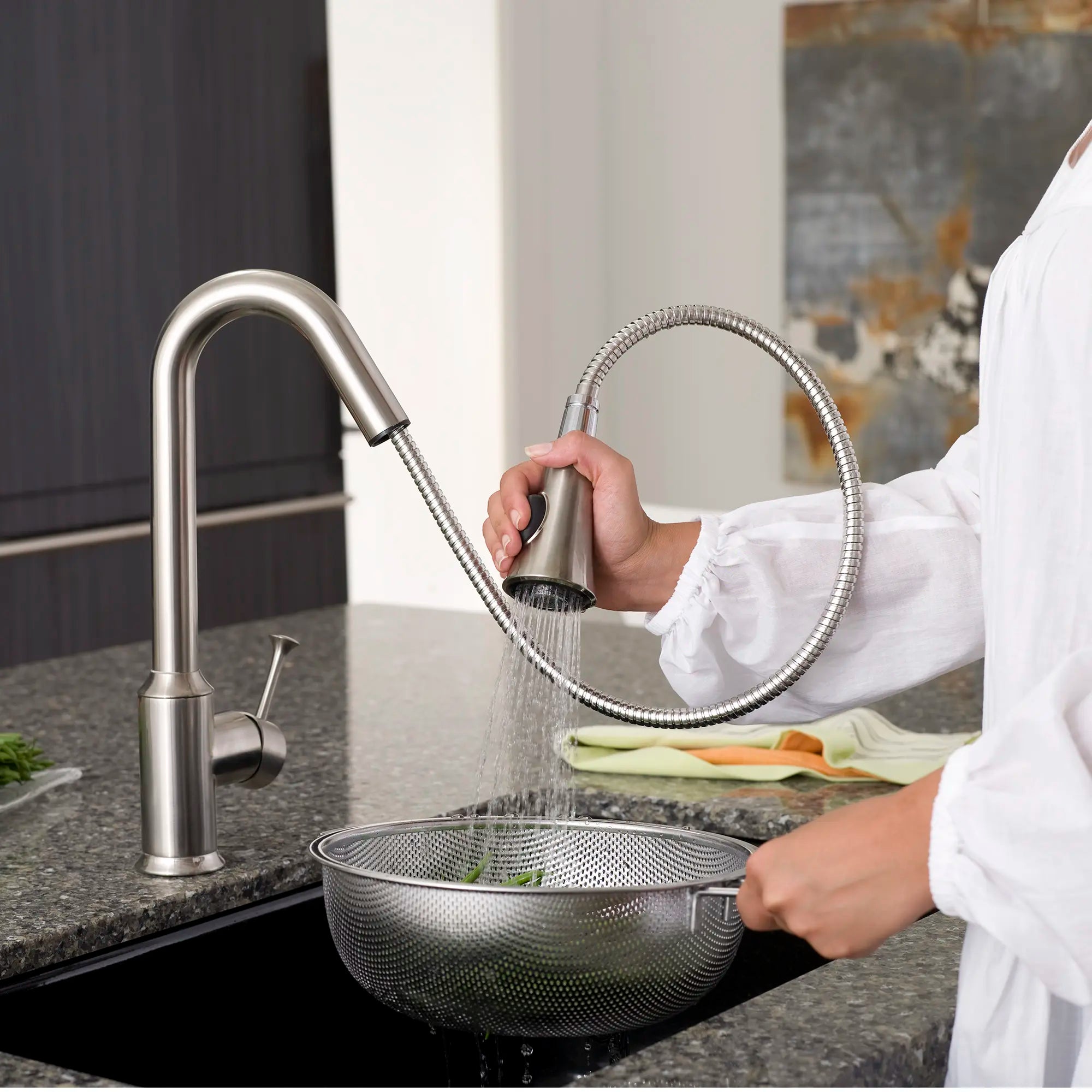 Pekoe® Single-Handle Pull-Down Dual-Spray Kitchen Faucet 2.2 gpm/8.3 L/min // STAINLESS STEEL // 32952_l_4332300075_5_0_CDNwebp.webp