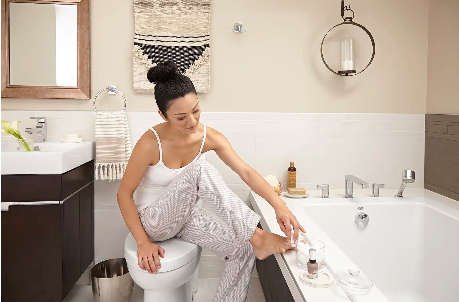 Studio Deck-Mount Bathtub Faucet // POLISHED CHROME // 33019_L_9205024339_2590101002_2938068CD2020_2590901002_0_CDNwebp.webp