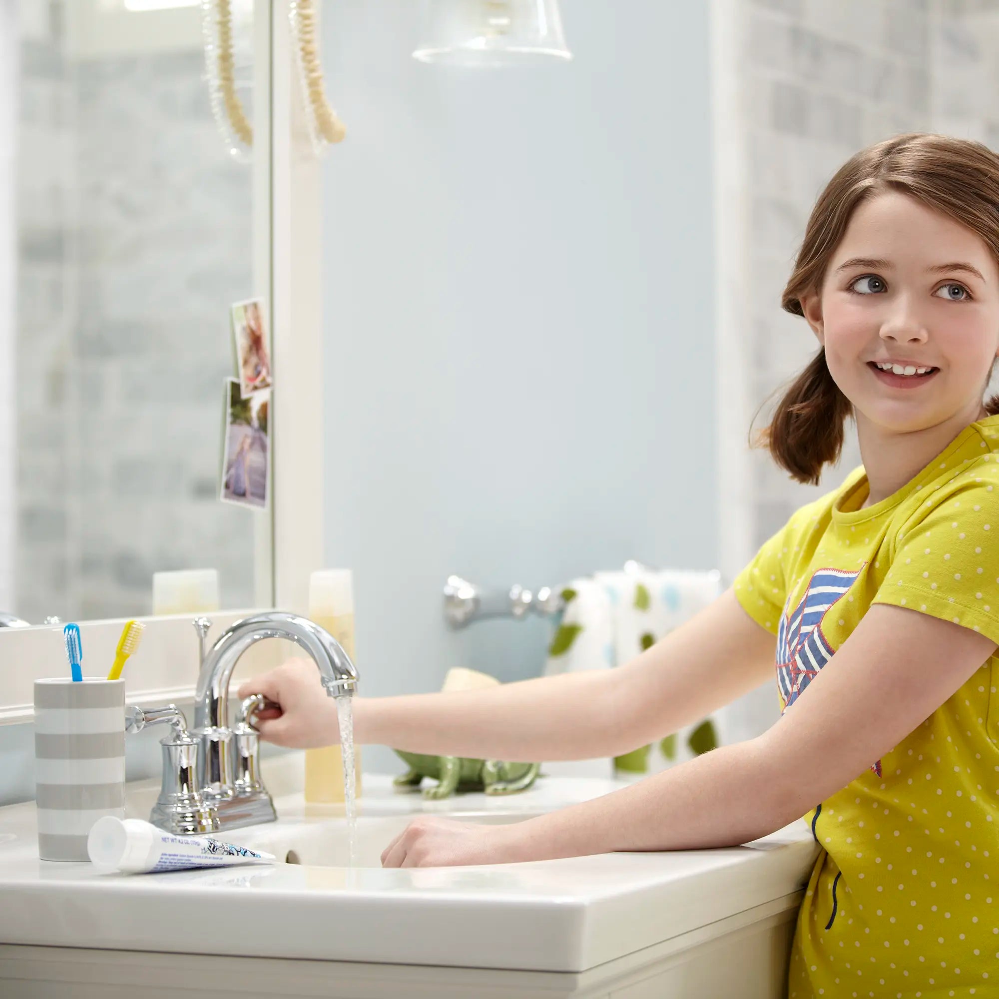 Portsmouth 4-In. Centerset 2-Handle Crescent Spout Bathroom Faucet 1.2 GPM with Lever Handles // POLISHED CHROME // 33196_lfs_7420201_3_0_CDNwebp.webp