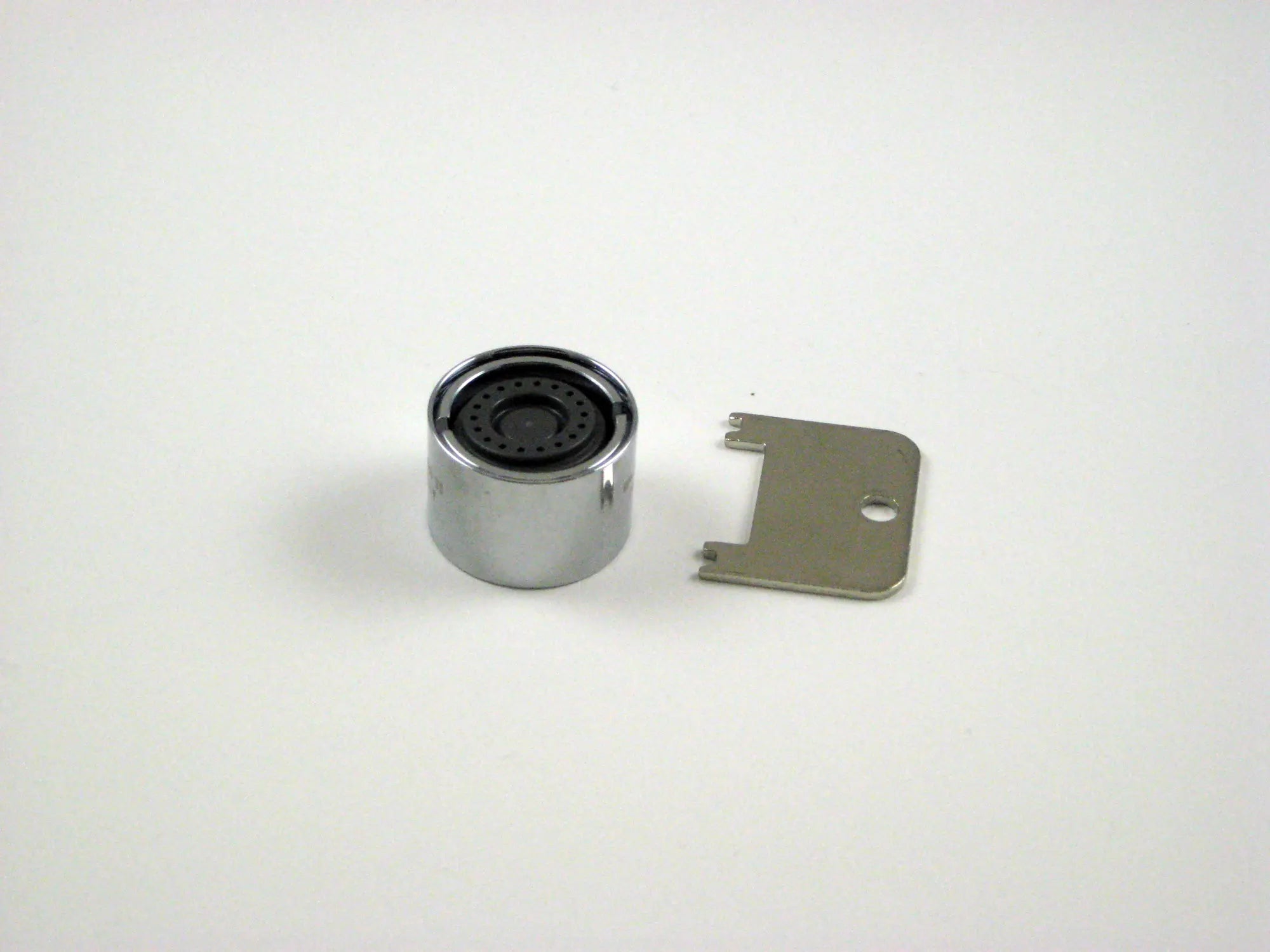 0.5 gpm Non-Aerated Spray With Key // POLISHED CHROME // 45967_066508-0020A_0_CDNwebp.webp