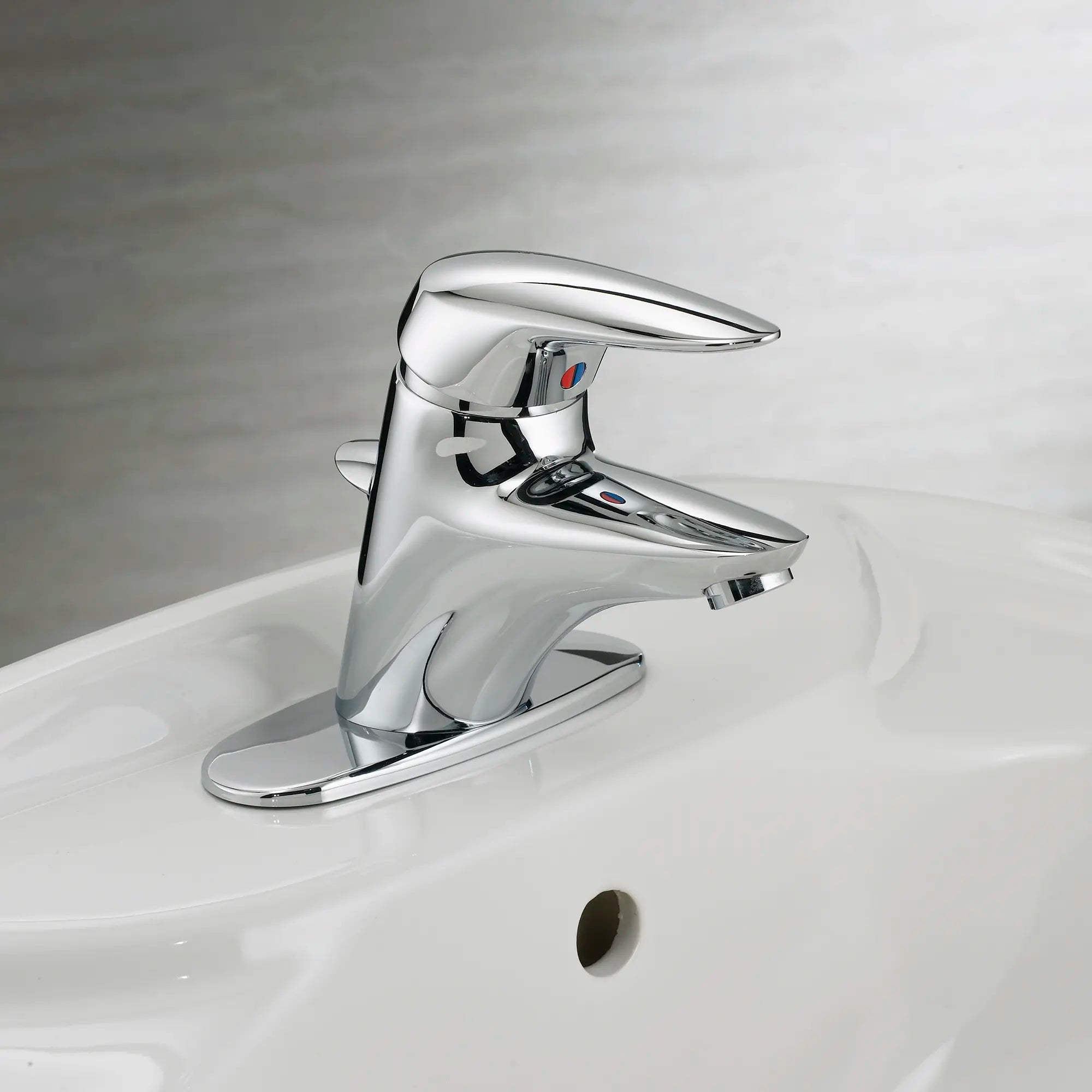 Ceramix Single Hole Single-Handle  Bathroom Faucet 1.2 GPM with Lever Handle // POLISHED CHROME // 48338_2000101002_2_0_CDNwebp.webp