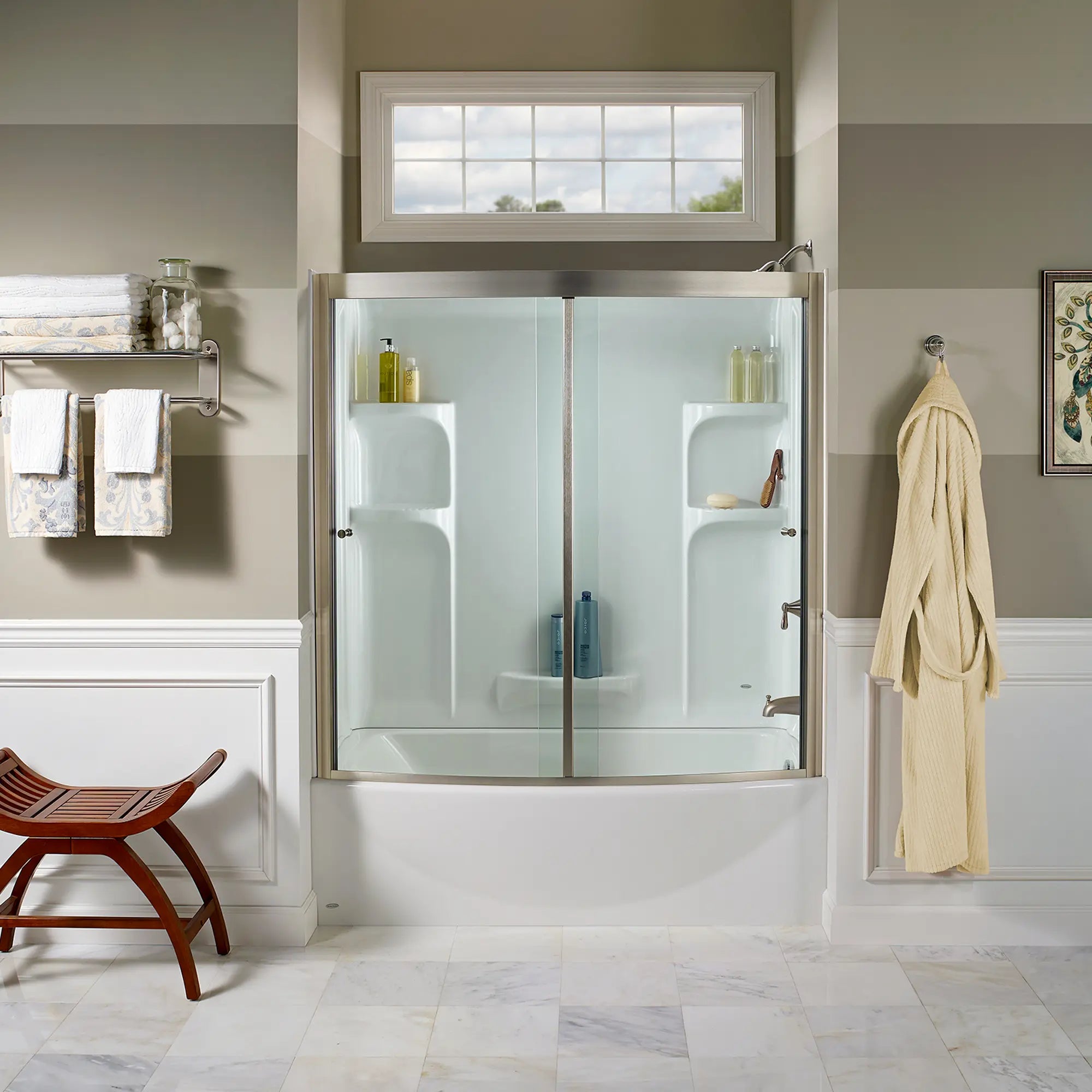 Ovation 60 x 30-Inch Integral Apron Bathtub Right-Hand Outlet // ARCTIC // 50559_2647112011_0_CDNwebp.webp