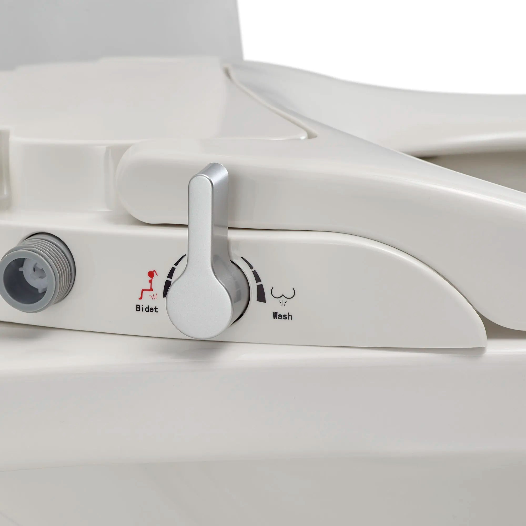 AquaWash 1.0 Non-Electric SpaLet Bidet Seat with Manual Operation // WHITE // 57364_5900A05G020_4_0_CDNwebp_56b842a1-ee67-437e-a35a-6f8e2b8d47fb.webp