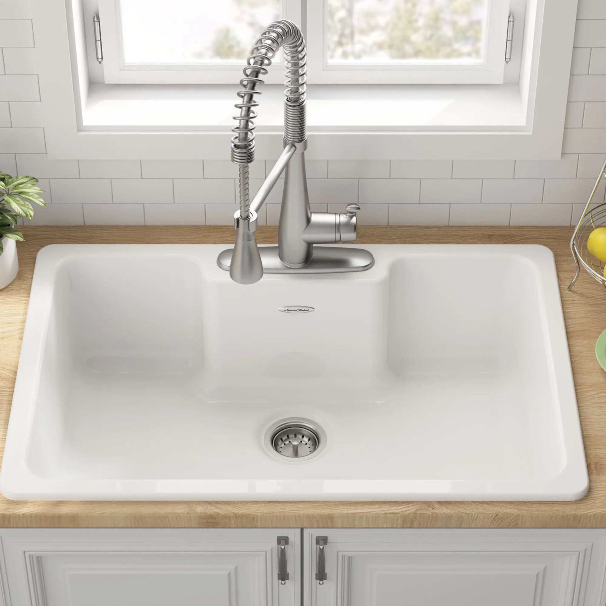 Quince 33 x 22-Inch Cast Iron 3-Hole Drop-In Single-Bowl Kitchen Sink // BRILLIANT WHITE // 62737_77SB33223.308_4_0_CDNwebp.webp
