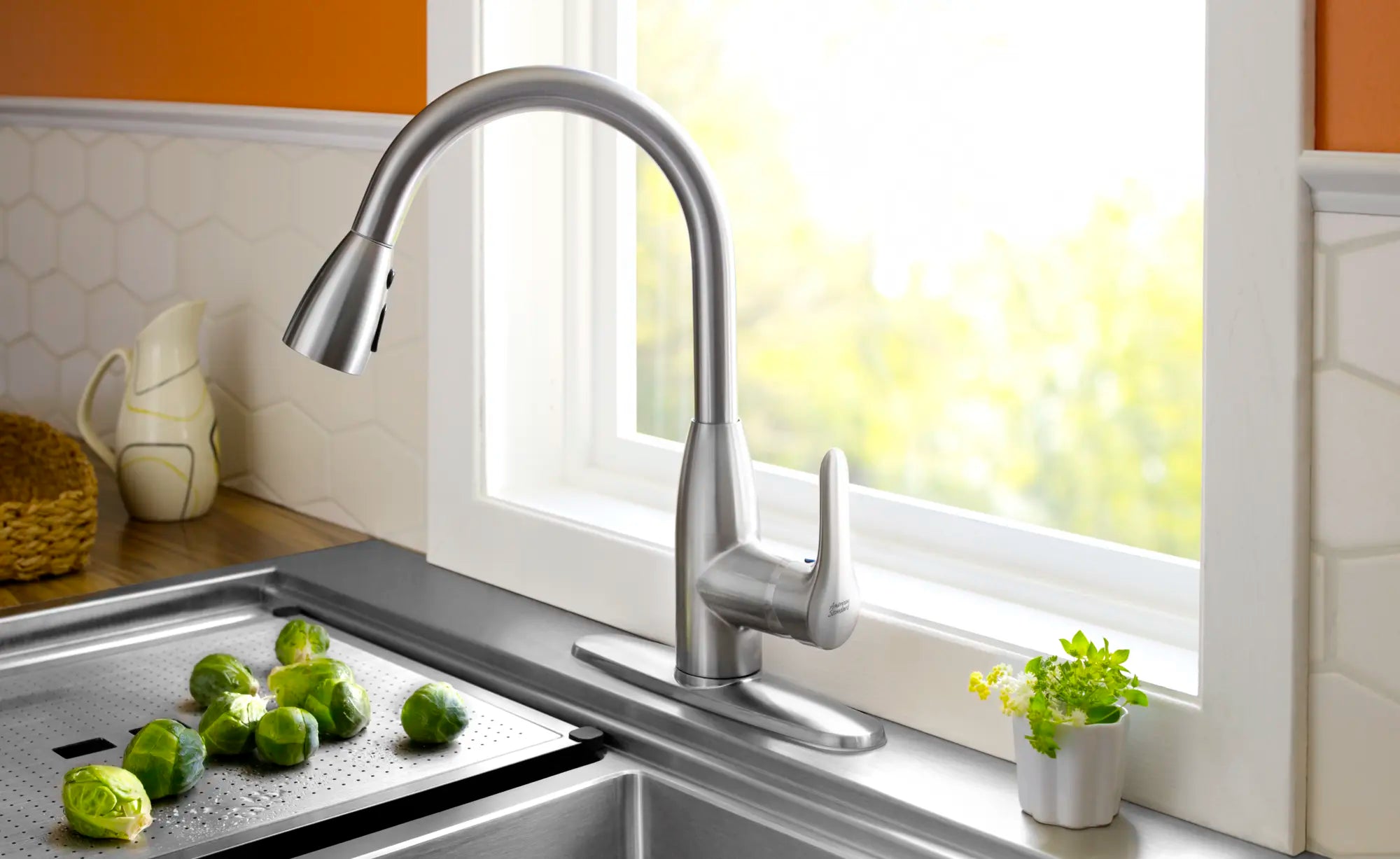 Colony® Soft Single-Handle Pull-Down Dual-Spray Kitchen Faucet 2.2 gpm/8.3 L/min // STAINLESS STEEL // 65938_B_4175300075_CDNwebp.webp