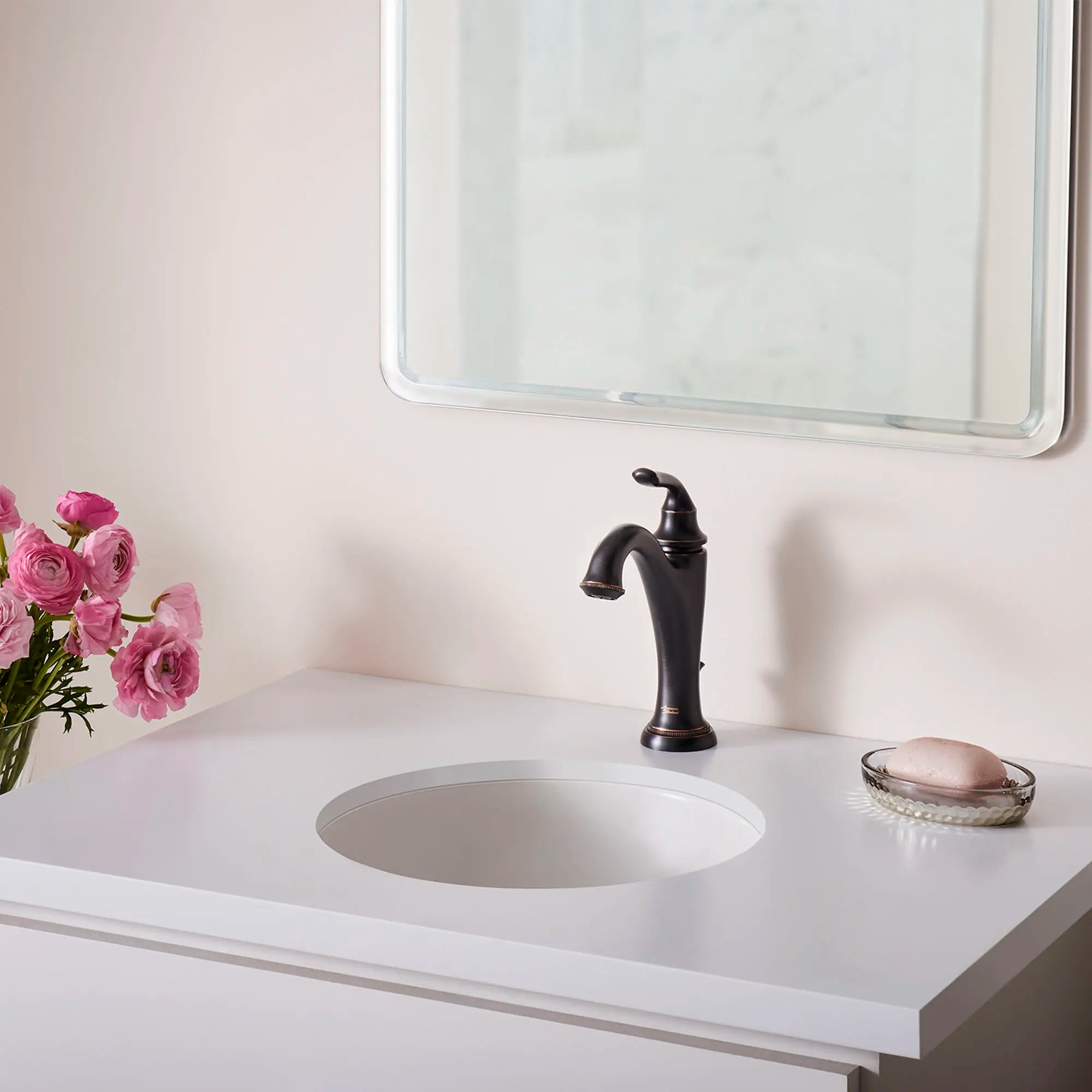 Patience® Single Hole Single-Handle Bathroom Faucet 1.2 gpm/4.5 L/min With Lever Handle // LEGACY BRONZE // 76798_B-7106101278_1__CDNwebp.webp