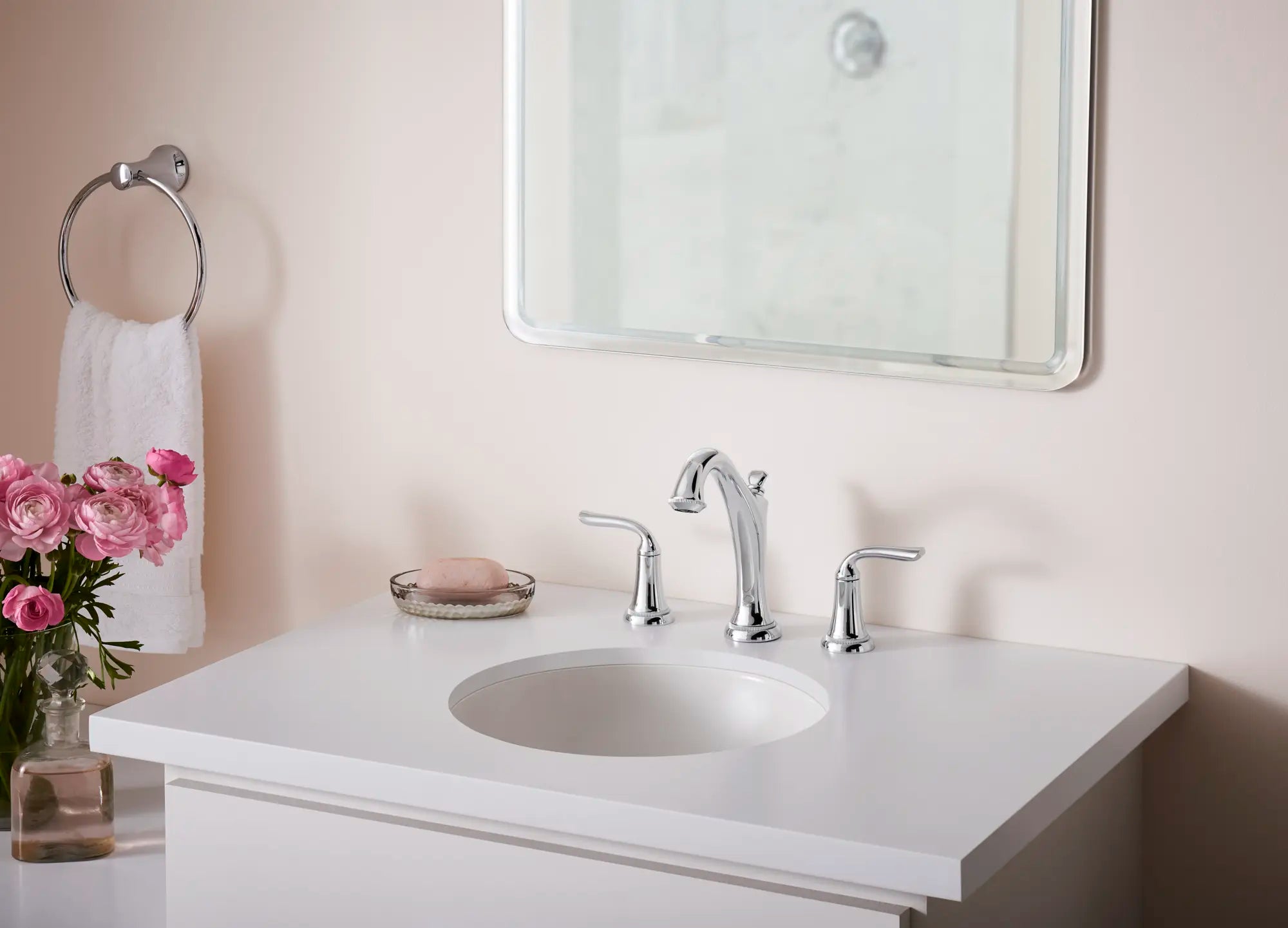 Patience® 8-Inch Widespread 2-Handle Bathroom Faucet 1.2 gpm/4.5 L/min With Lever Handles // POLISHED CHROME // 76914_B-7106801002_2__CDNwebp.webp